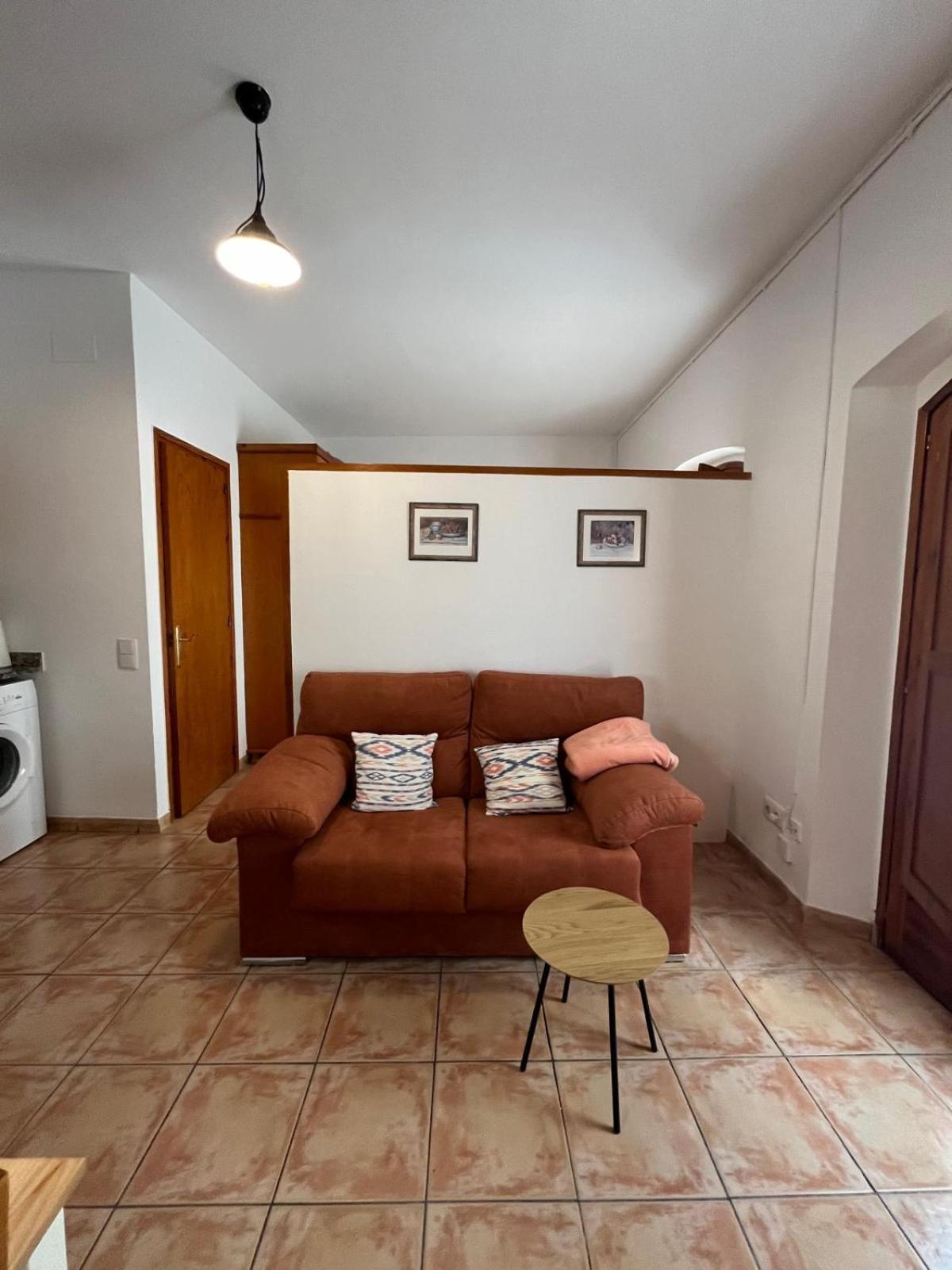 Apartament Can Mingu 2On Pis Бесалу Экстерьер фото